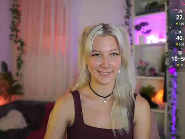 EmilySwan webcam