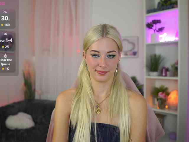 EmilySwan webcam