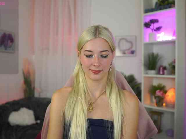 EmilySwan webcam