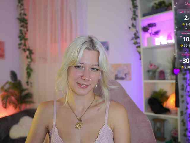EmilySwan webcam