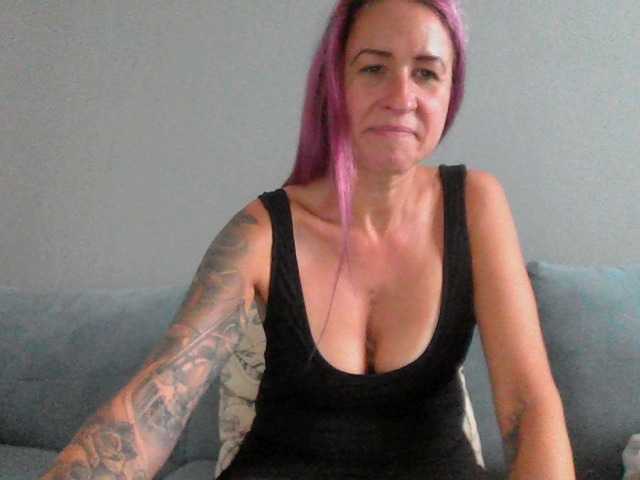 GermanMilfJasmin