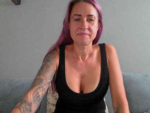 GermanMilfJasmin