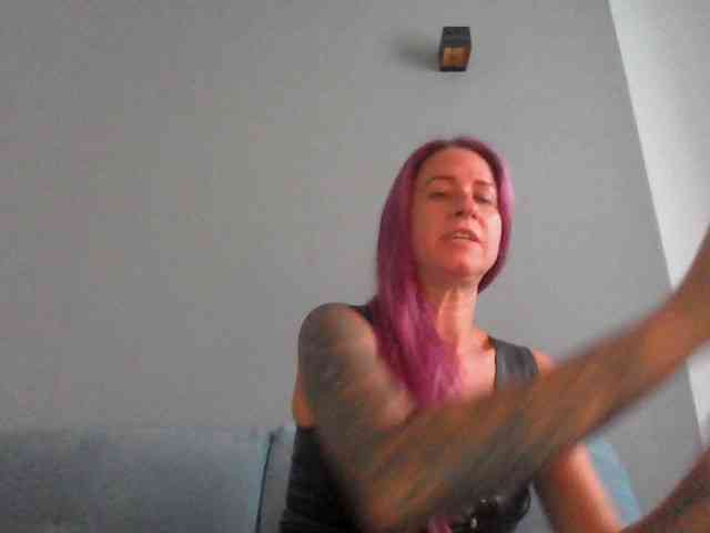 GermanMilfJasmin webcam