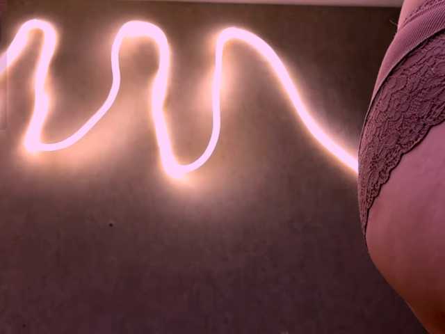 AngelinaFlorido live cam on BongaCams