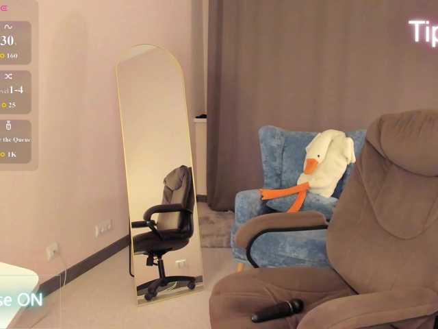 Fanfik-1 live cam on BongaCams