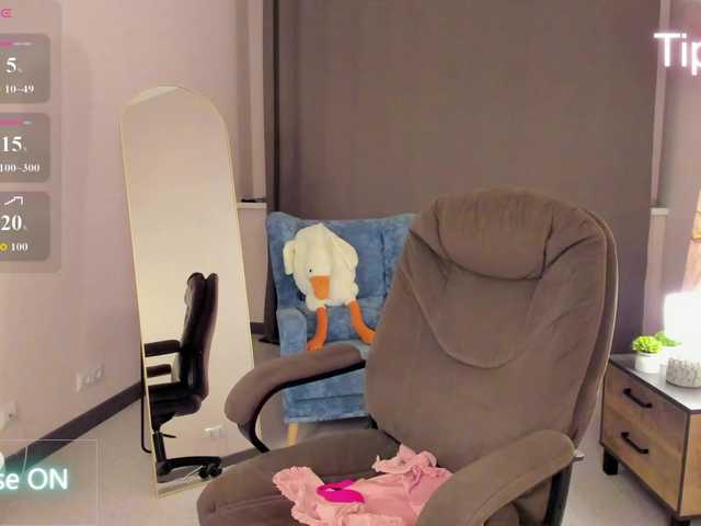 Fanfik-1 live cam on BongaCams