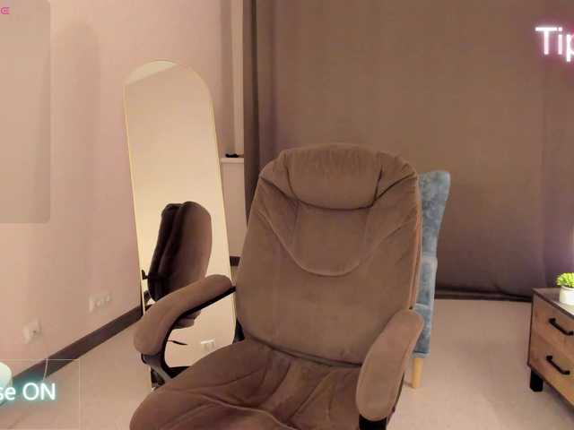 Fanfik-1 live cam on BongaCams