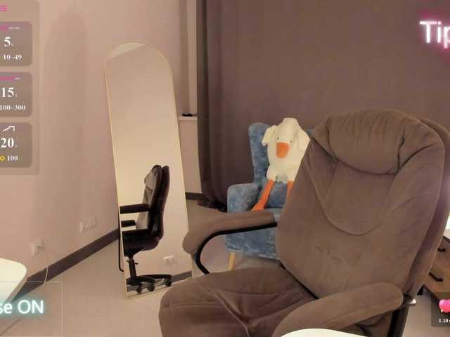 Fanfik-1 live cam on BongaCams