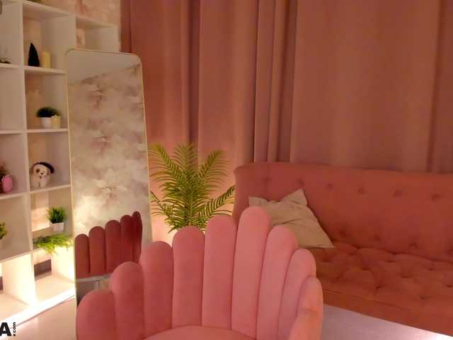 Fanfik-1 live cam on BongaCams