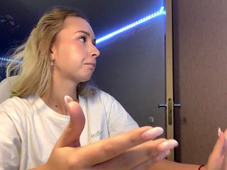 Emelinestrande Porn Show