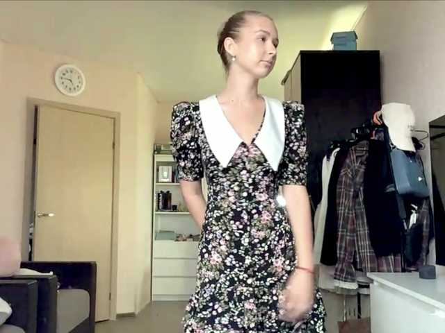 Emelinestrande live webcam show