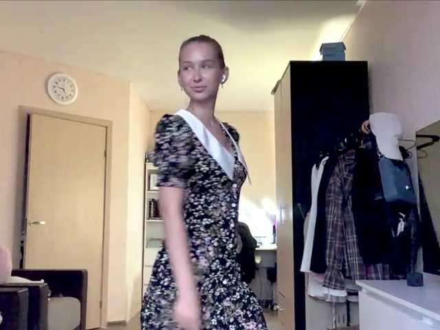 Emelinestrande live webcam show