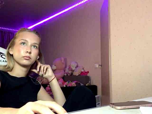 Emelinestrande webcam