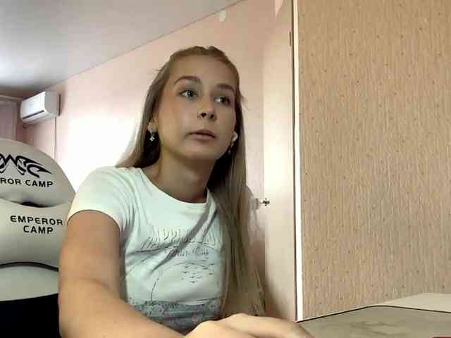 Emelinestrande webcam