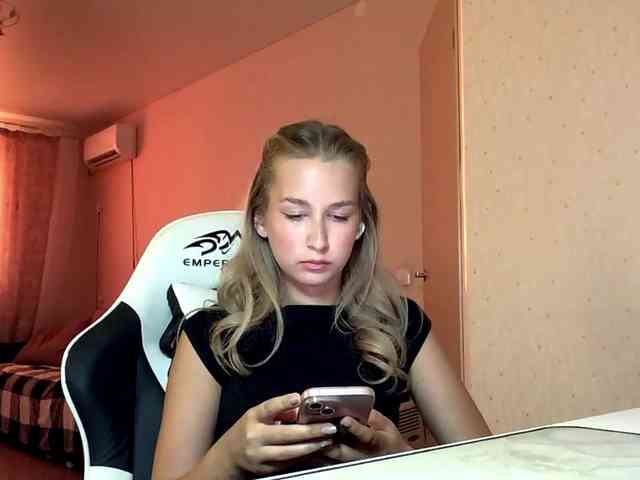 Emelinestrande webcam