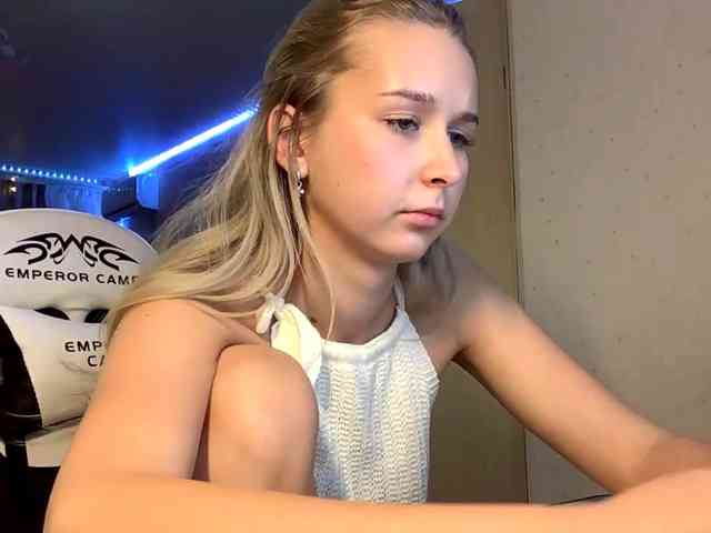 Emelinestrande webcam
