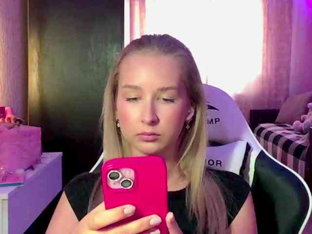 Emelinestrande webcam