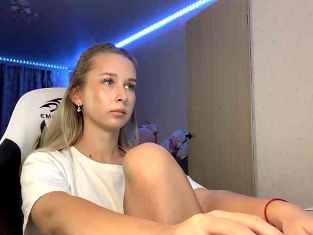 Emelinestrande webcam