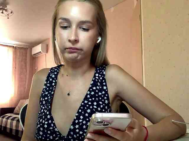 Emelinestrande webcam