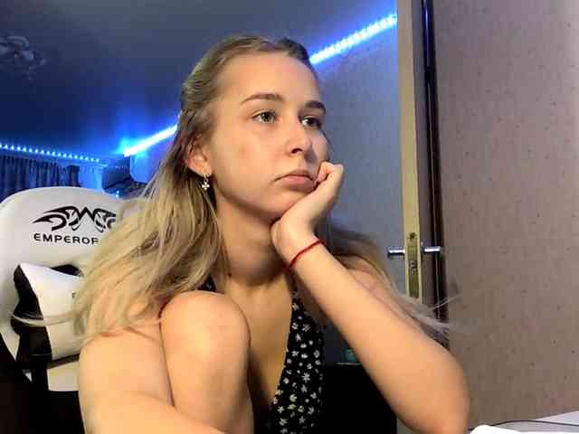 Emelinestrande webcam