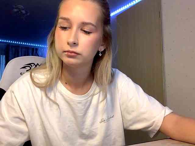 Emelinestrande webcam