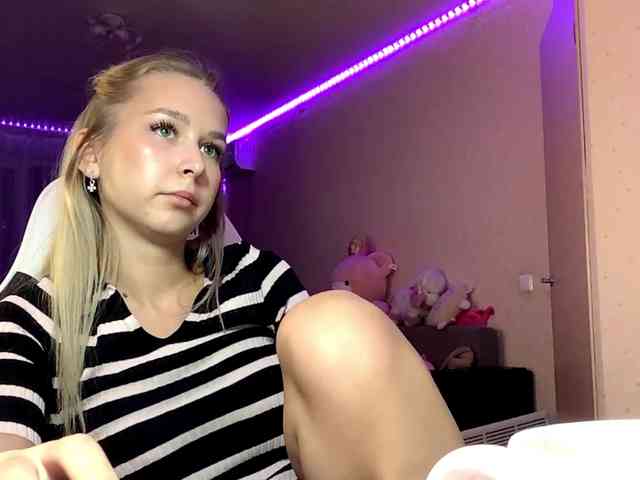 Emelinestrande webcam