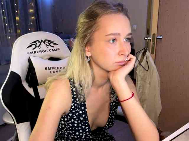 Emelinestrande webcam