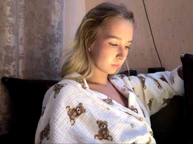 Emelinestrande webcam