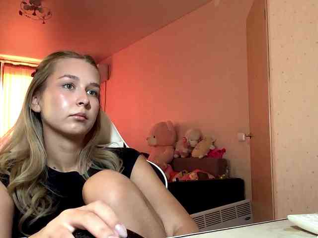 Emelinestrande webcam