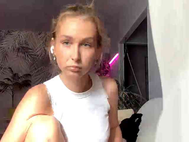 Emelinestrande webcam