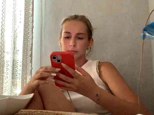 Emelinestrande webcam