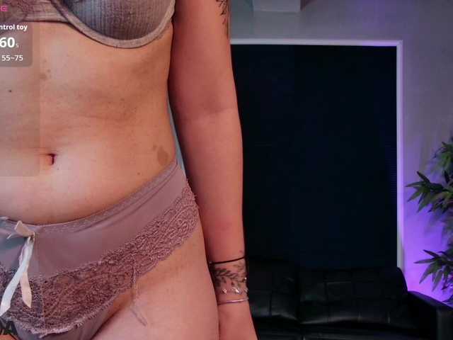 BlondieAimee live cam on BongaCams