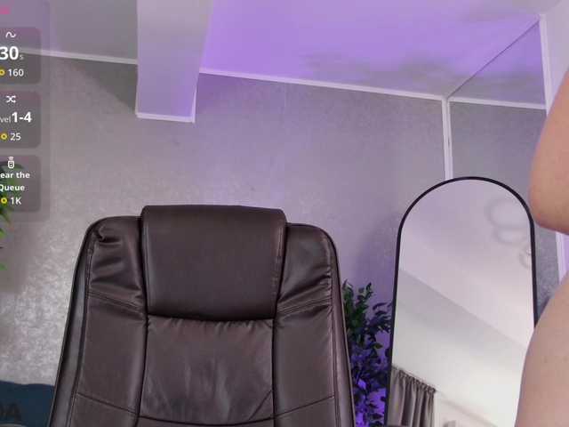 BlondieAimee live webcam show