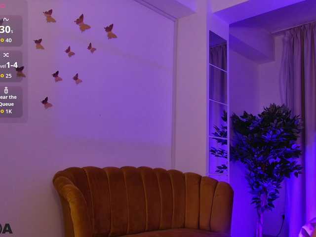 BlondieAimee live cam on BongaCams