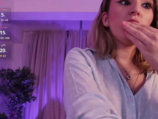 BlondieAimee live cam