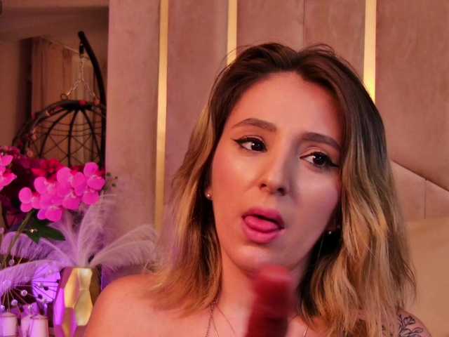 BlondieAimee live cam on BongaCams