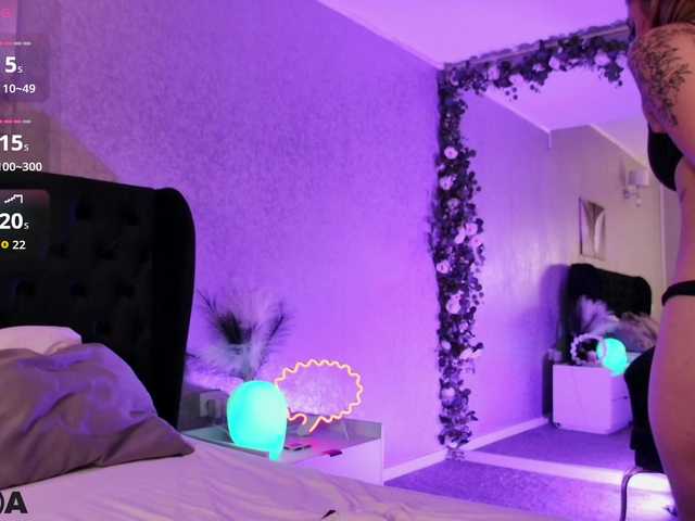 BlondieAimee live cam on BongaCams