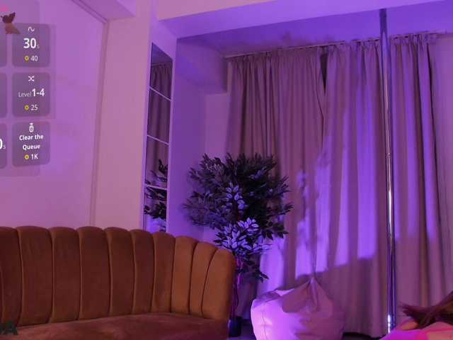 BlondieAimee live cam
