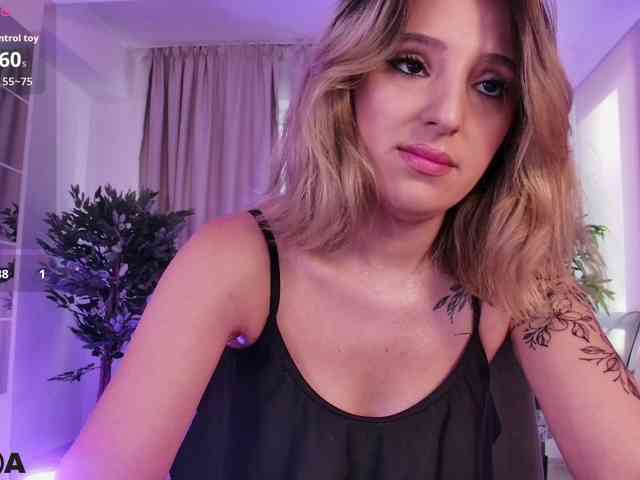 BlondieAimee