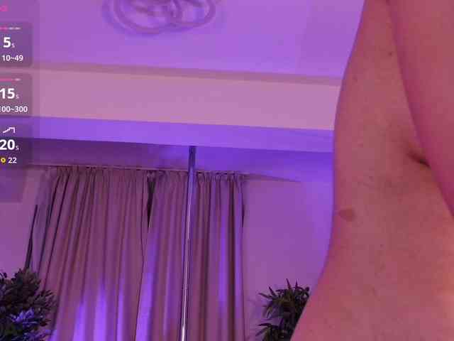BlondieAimee webcam