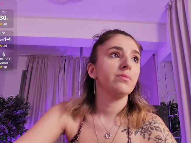 BlondieAimee webcam