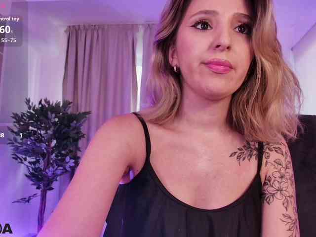 BlondieAimee webcam