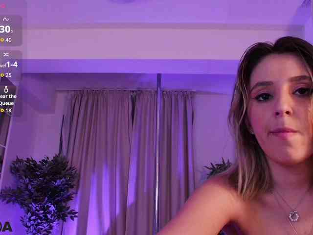 BlondieAimee webcam