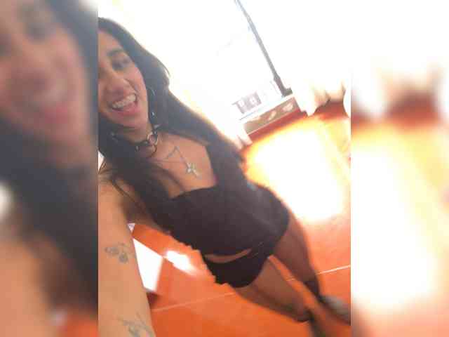 Violettah1 webcam