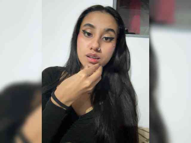 Violettah1 webcam