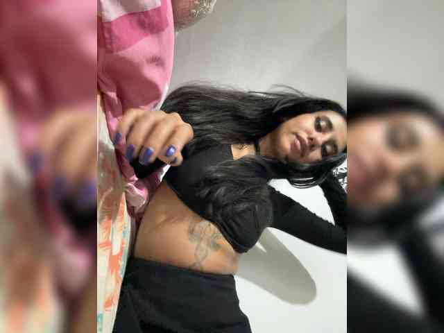 Violettah1 webcam