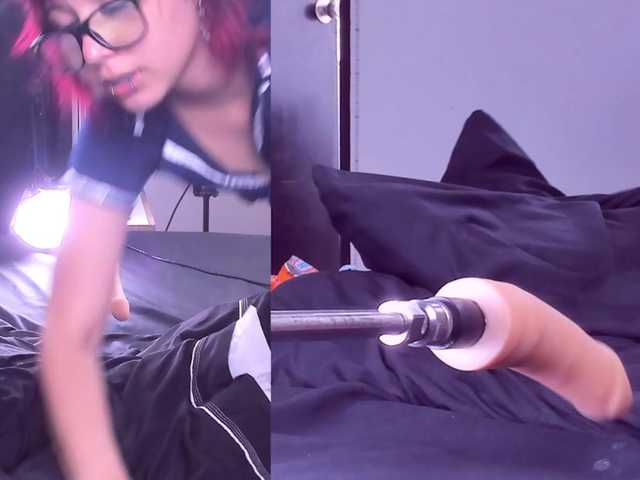 Ely-foxy live cam on BongaCams