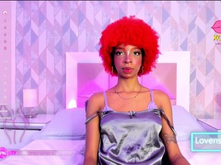 LilaBloom's Live Webcam