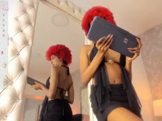 LilaBloom's Live Webcam