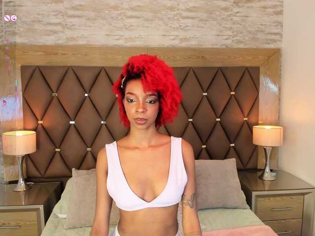 LilaBloom live cam on BongaCams